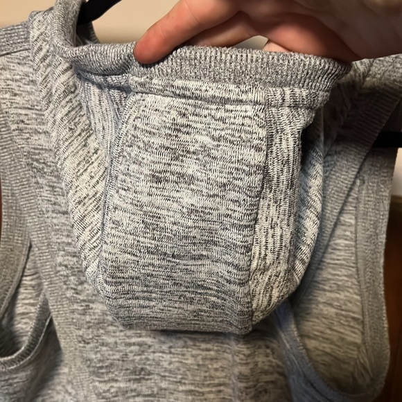 90 degrees sleeveless hooded zip up - Picture 4 of 7